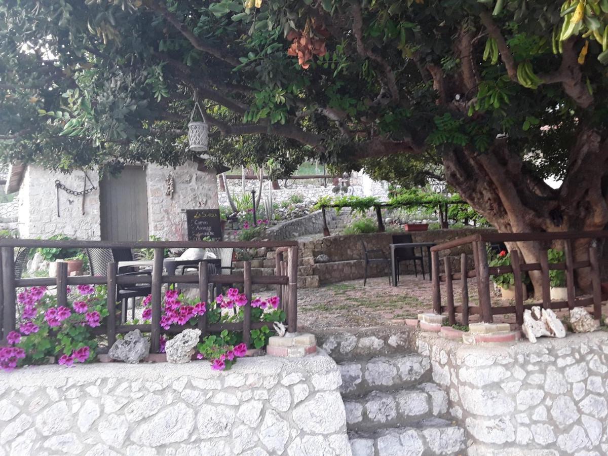 B&B La Scapola Mattinata Exterior foto